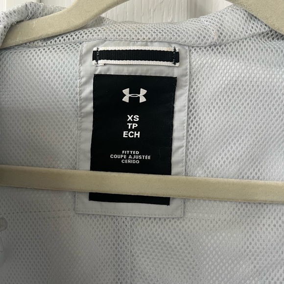 Women’s Light Grey Under Armor Rain Coat - Picture 6 of 8